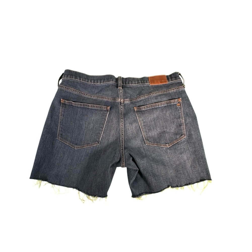 Madewell Slim Boyjean Shorts Women’s Size 30 Denim Blue Raw Hem Distressed - Picture 6 of 9